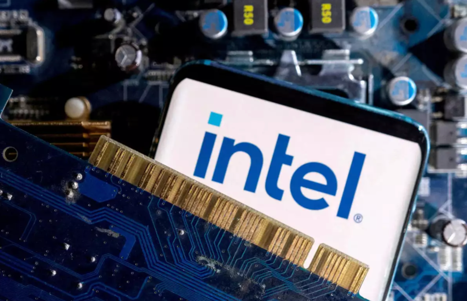 Intel’s Strategic Overhaul: Foundry Spin-Off and Major Partnerships Aim to Reinvent Chip Manufacturing